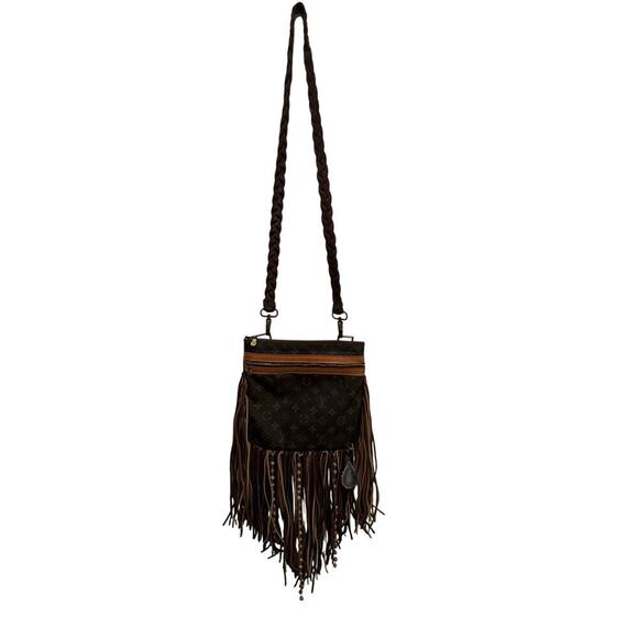 Vintage Boho Louis Vuitton Women's Brown Braided Leather Pochette Bosphore Bag - Picture 13 of 16